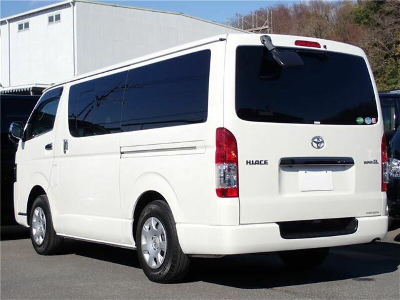 HIACE VAN