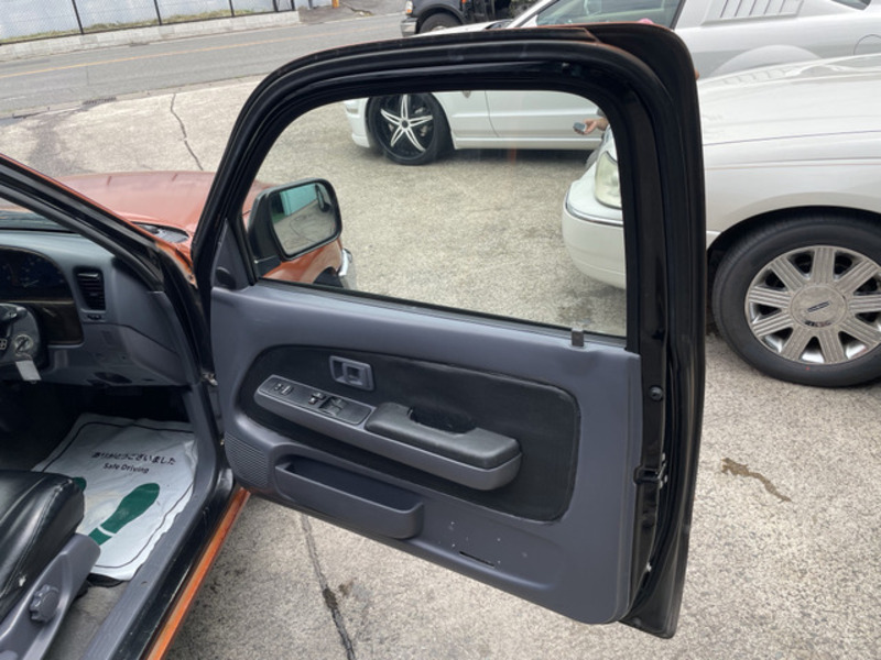 HILUX