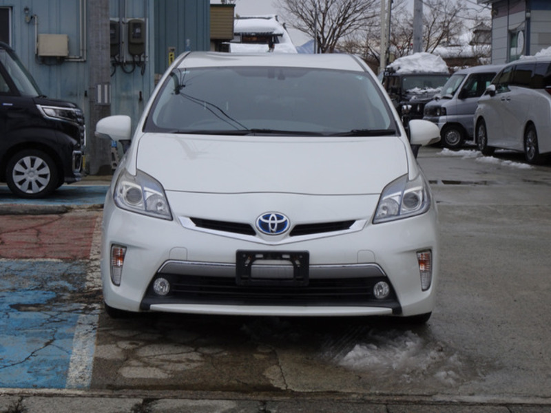 PRIUS PHV