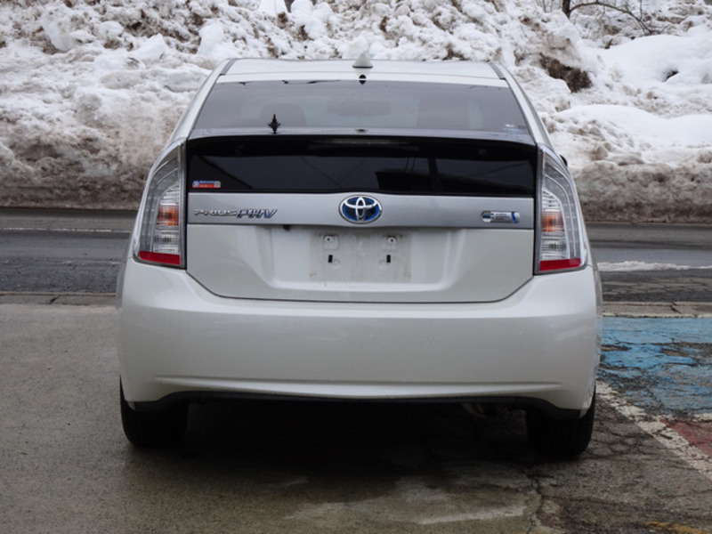 PRIUS PHV