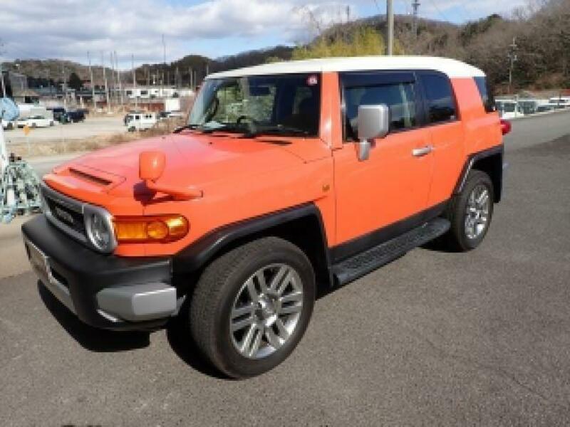 TOYOTA FJ CRUISER