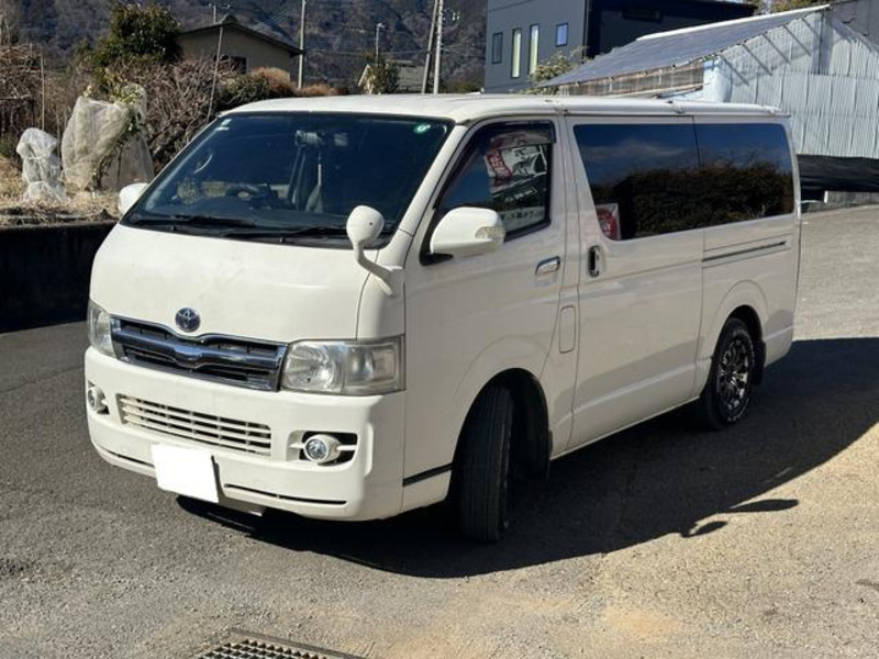 HIACE VAN