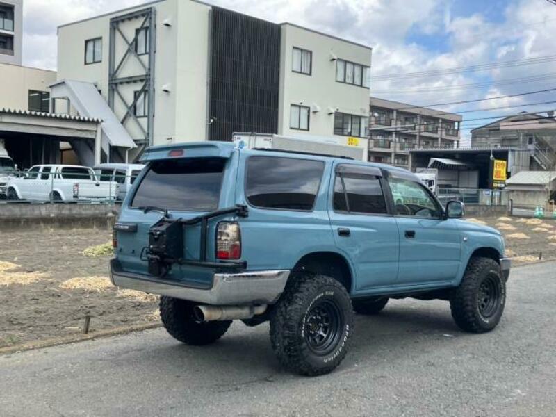 HILUX SURF