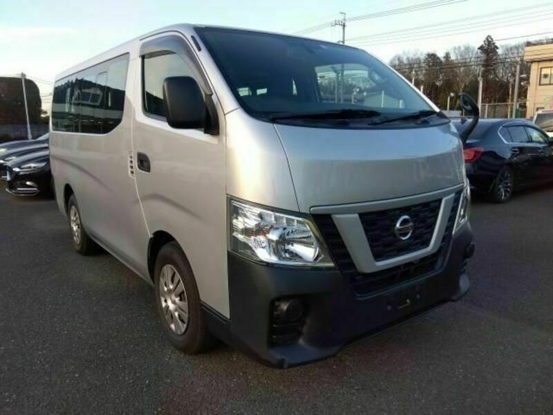 NISSAN NV350 CARAVAN WAGON