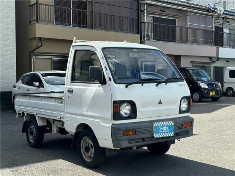 MINICAB TRUCK