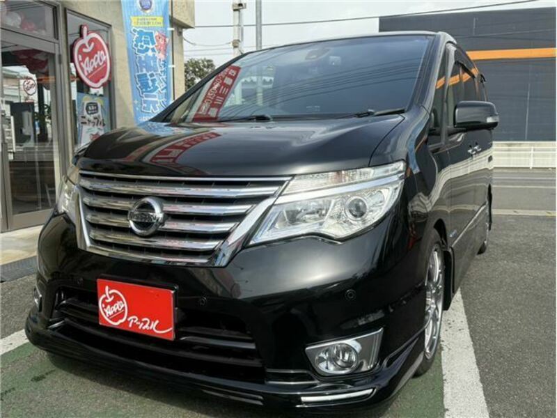 NISSAN SERENA