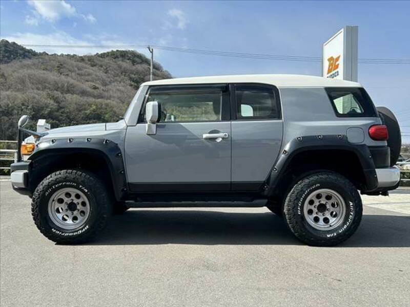 FJ CRUISER