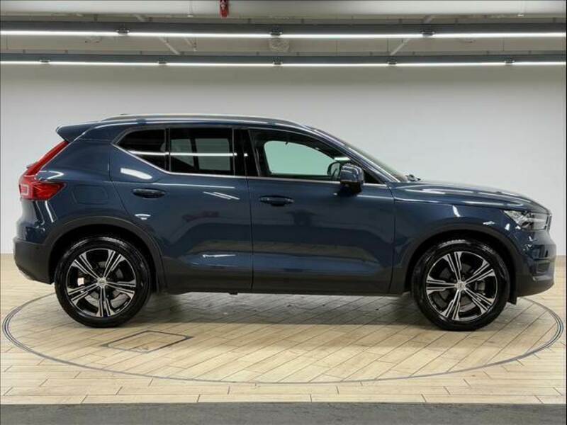 XC40