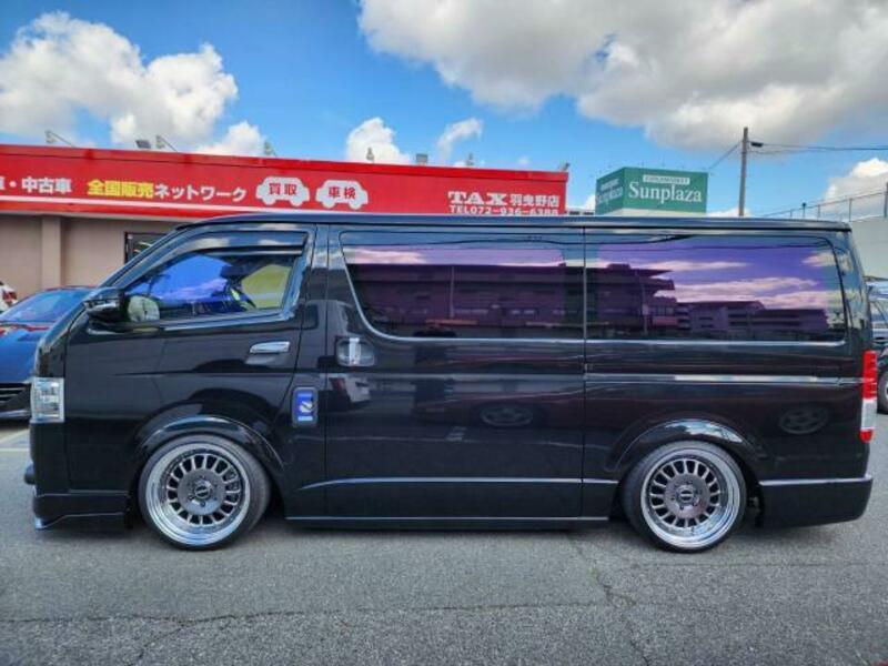 HIACE VAN