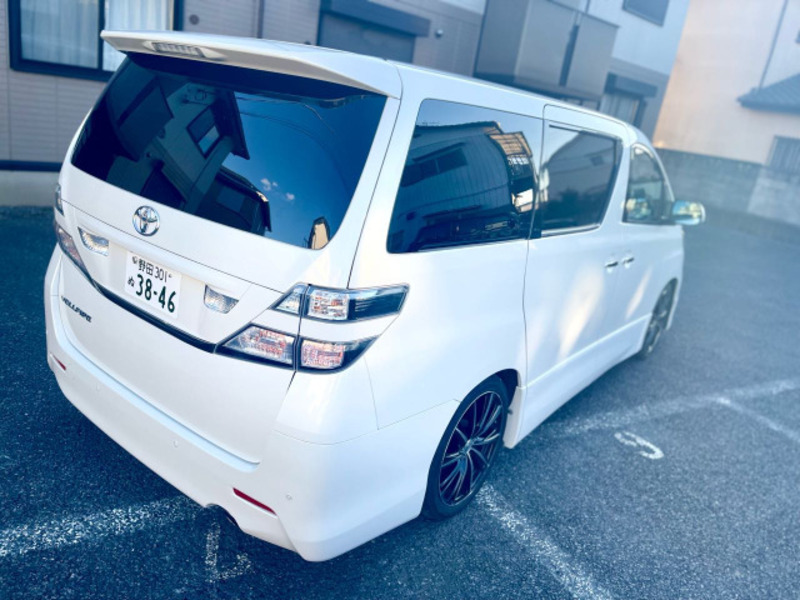 VELLFIRE