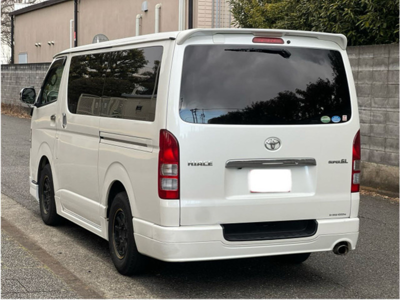 HIACE VAN