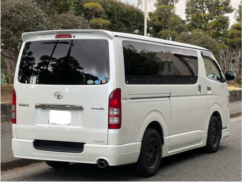 HIACE VAN