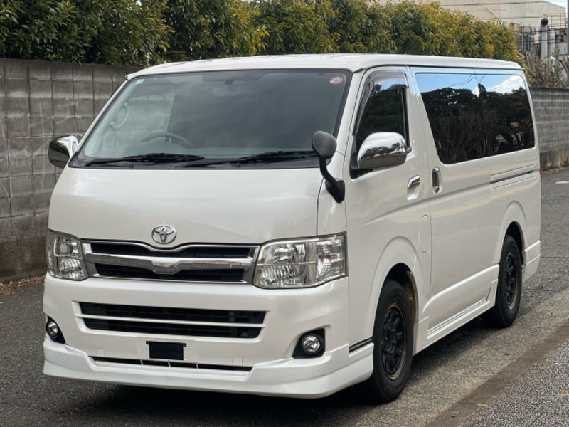 HIACE VAN