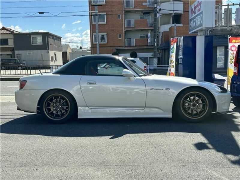 S2000