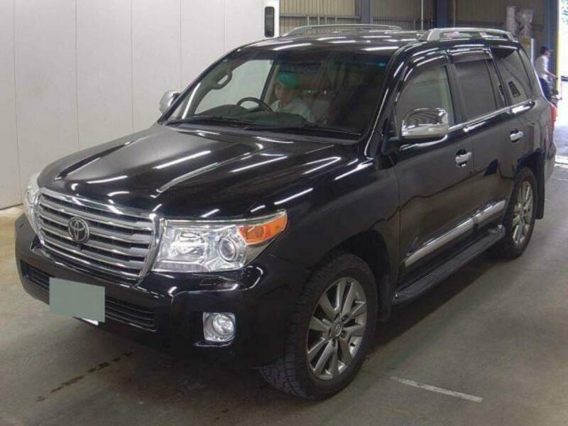 LAND CRUISER