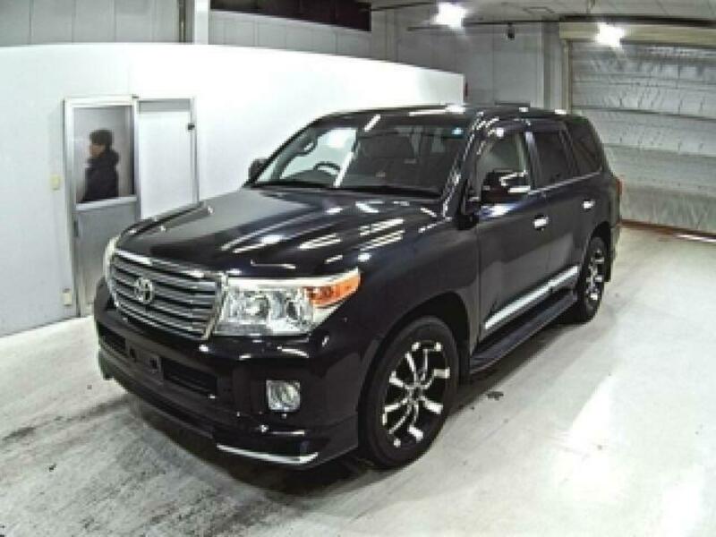 TOYOTA LAND CRUISER