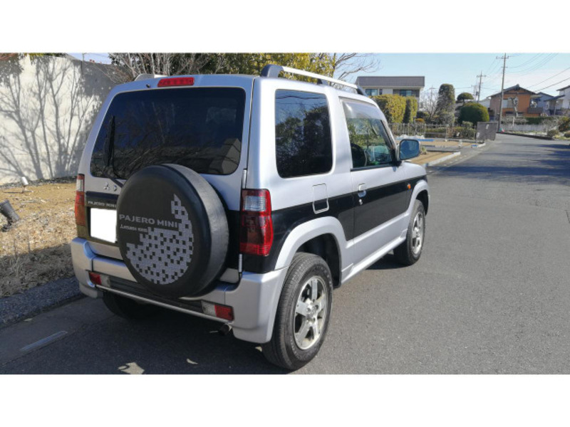 PAJERO MINI