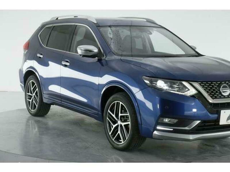 X-TRAIL