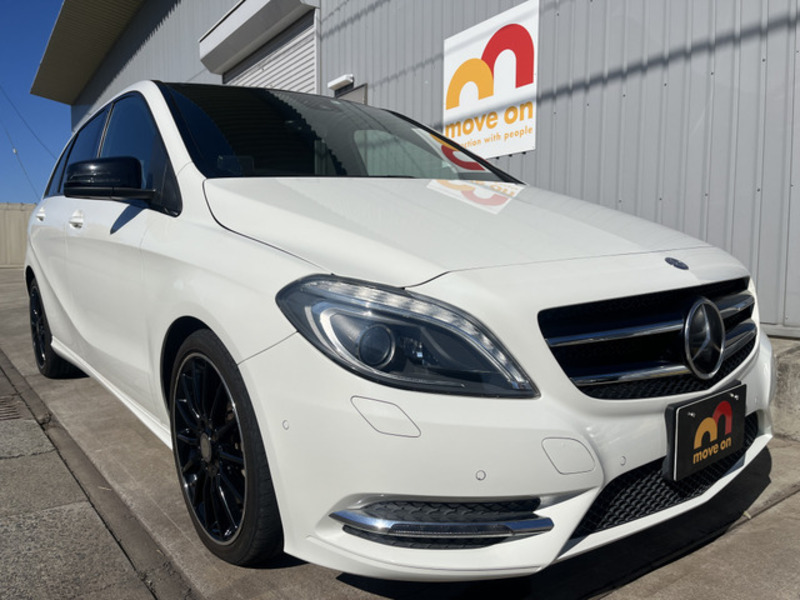 MERCEDES-BENZ B-CLASS