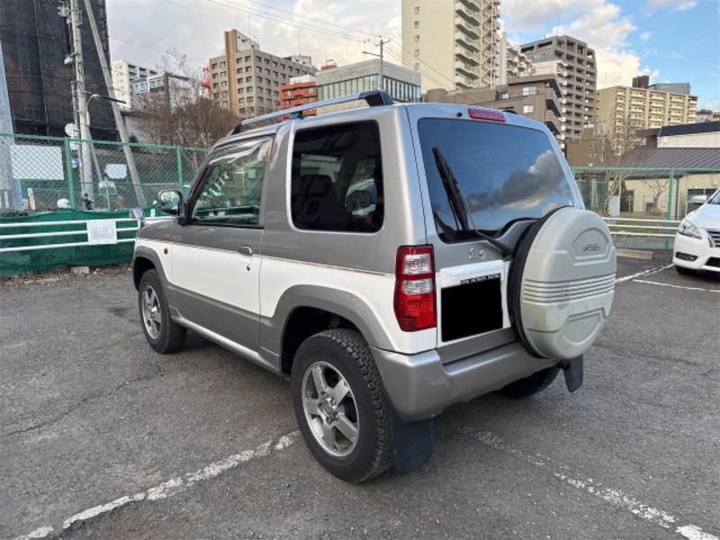 PAJERO MINI