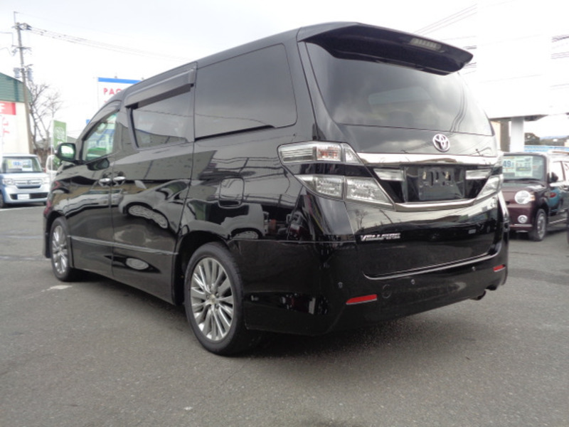 VELLFIRE