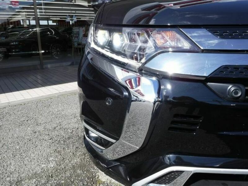 OUTLANDER PHEV