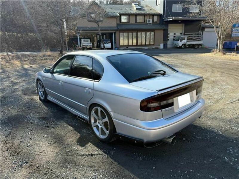 LEGACY B4