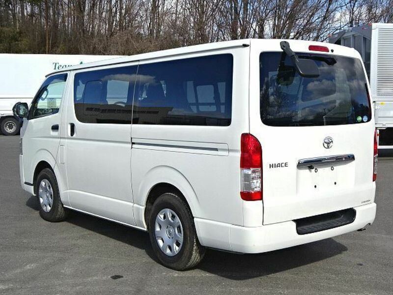 HIACE VAN