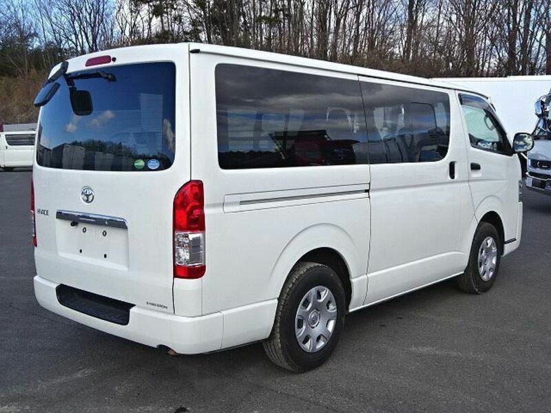 HIACE VAN