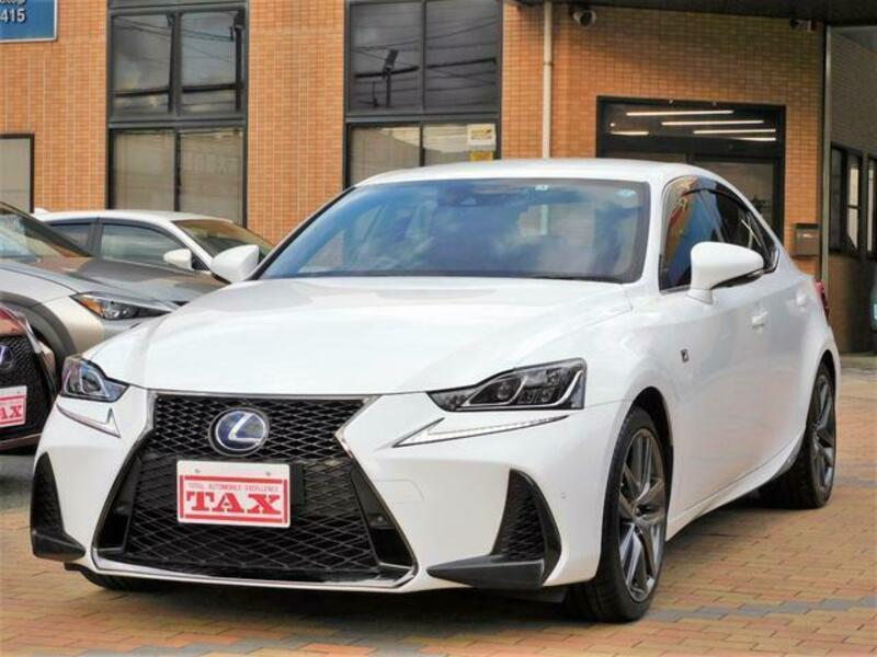 Used 2016 LEXUS IS AVE30 | SBI Motor Japan