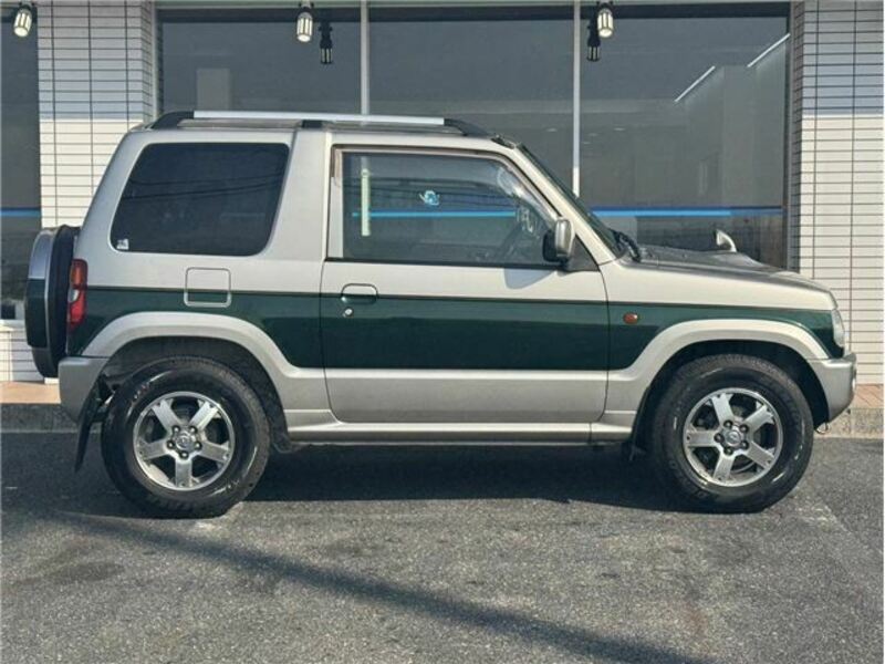 PAJERO MINI