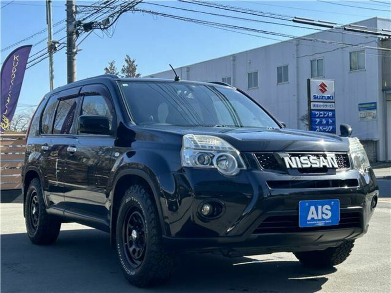 X-TRAIL