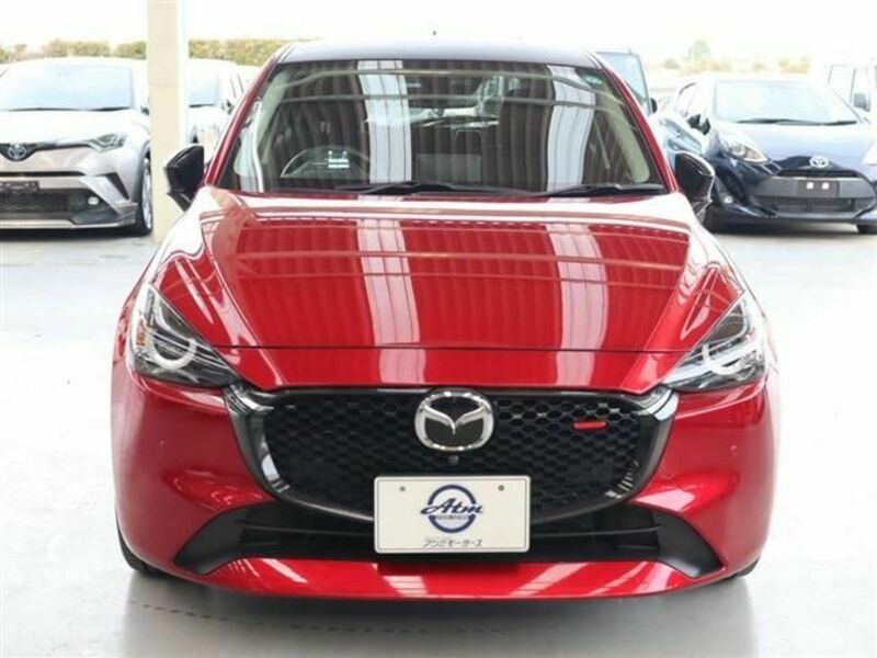 MAZDA2