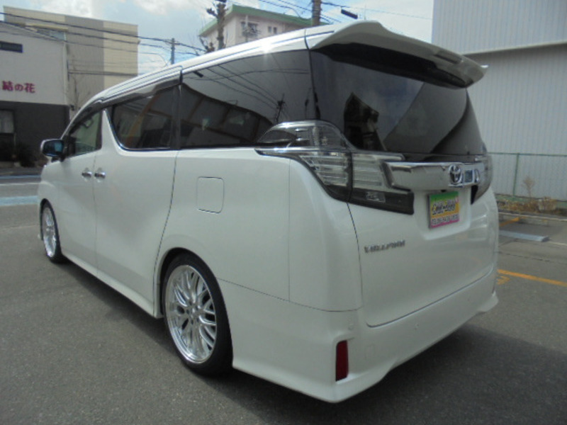 VELLFIRE