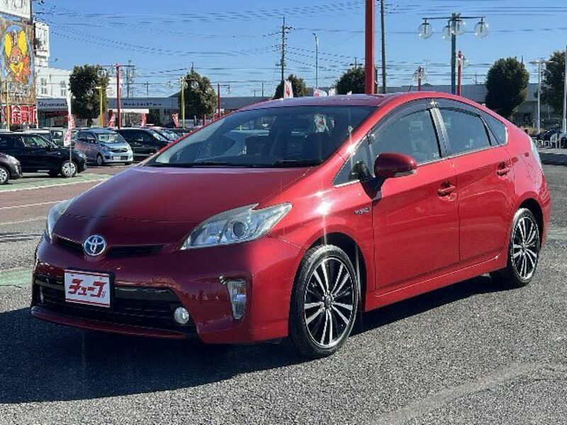 TOYOTA PRIUS