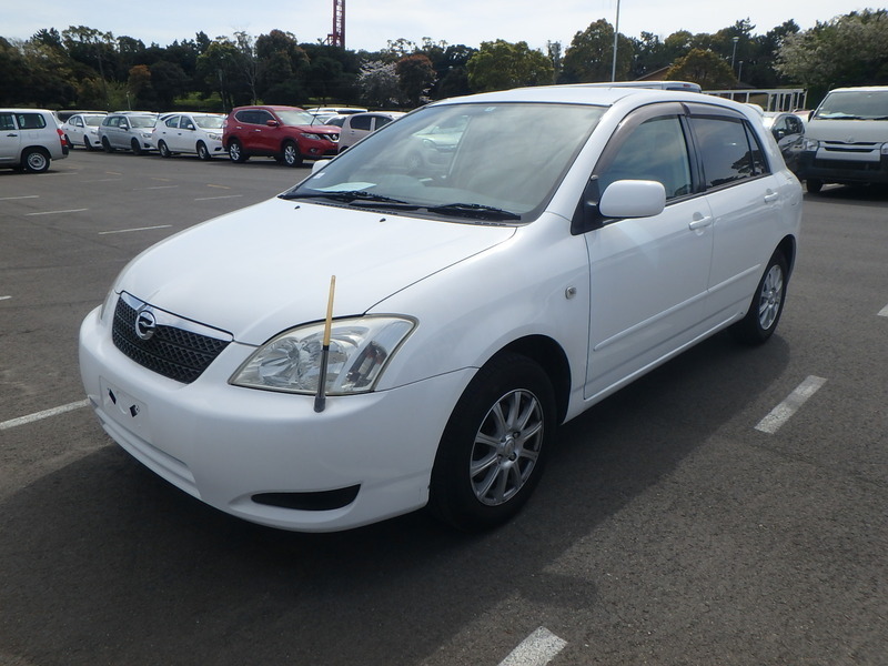 Toyota corolla runx nze121