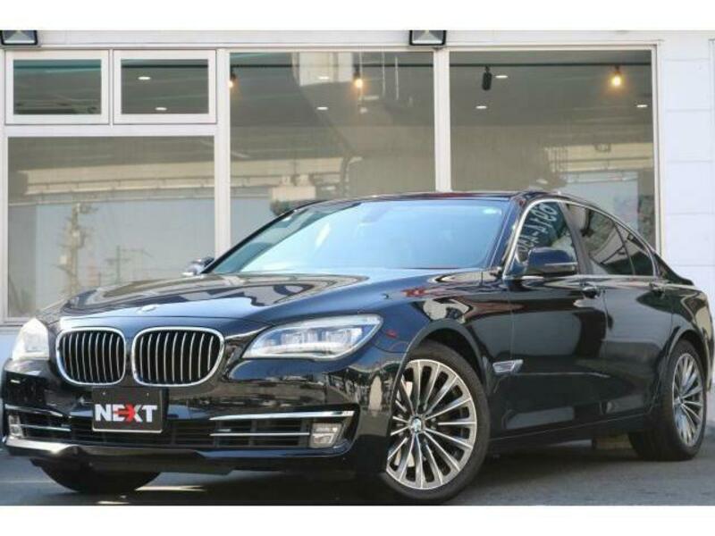 BMW 7 SERIES