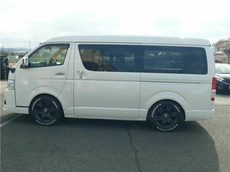 HIACE