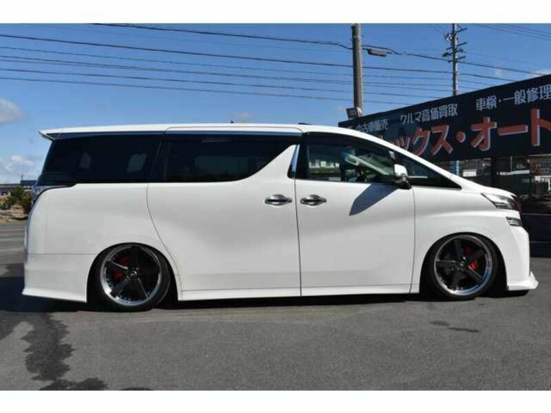 VELLFIRE