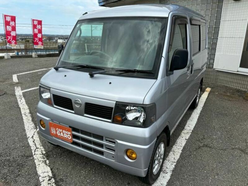 NISSAN CLIPPER VAN