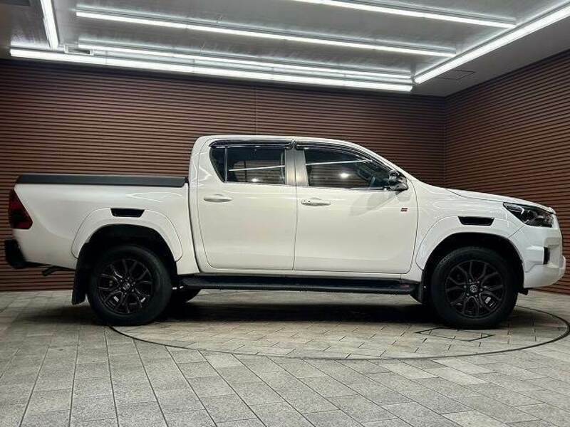 HILUX