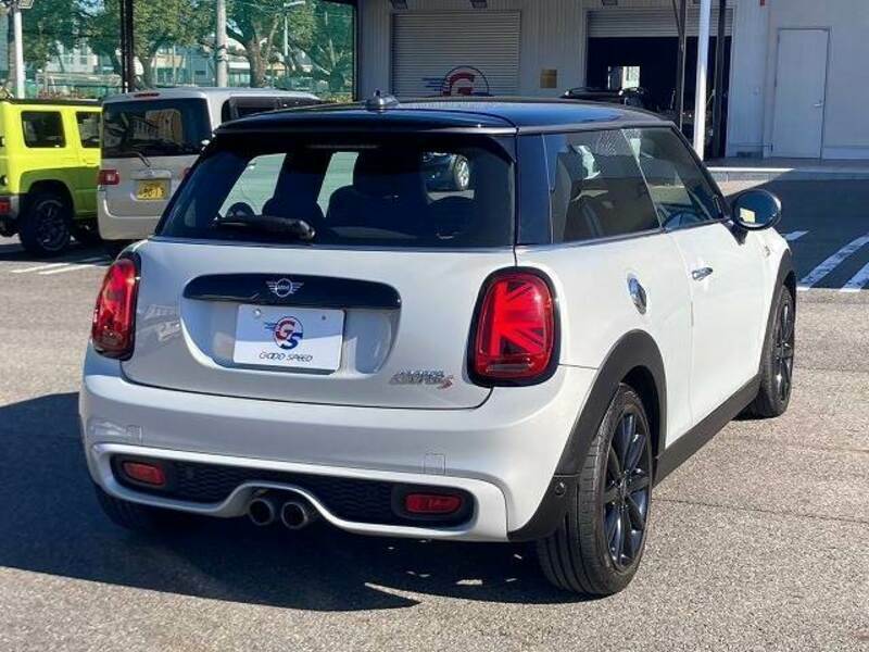 MINI