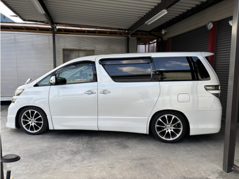 VELLFIRE