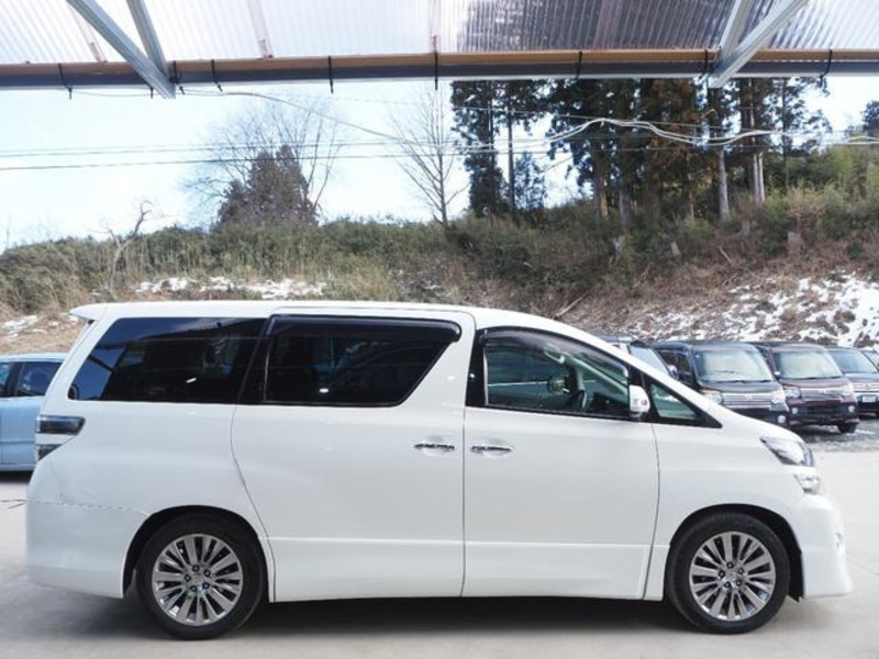 VELLFIRE