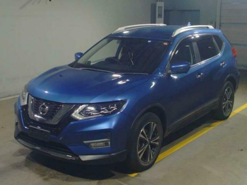 X-TRAIL