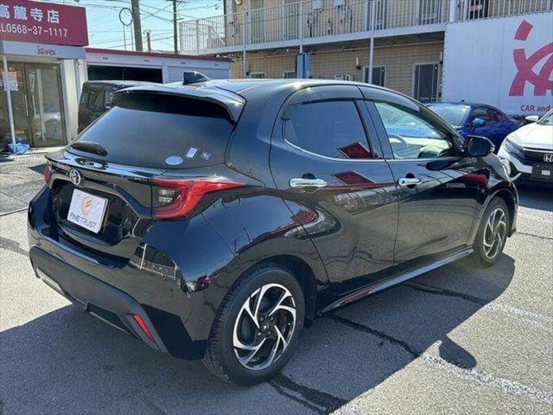 YARIS