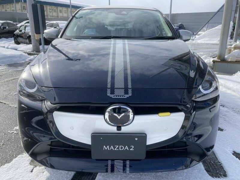 MAZDA2