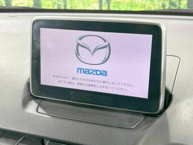 MAZDA2