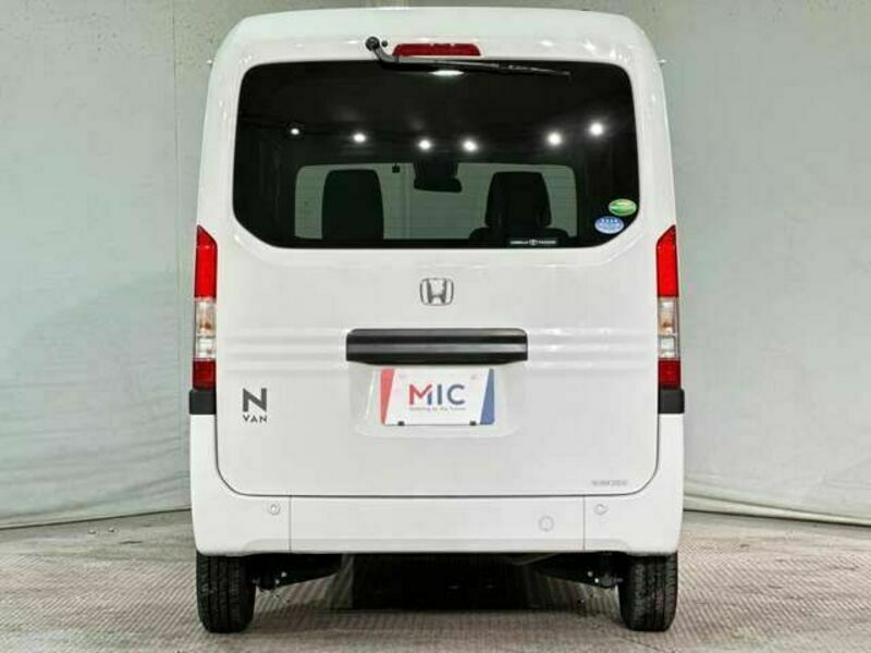 N-VAN