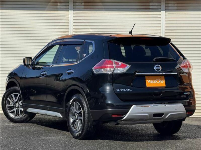 X-TRAIL